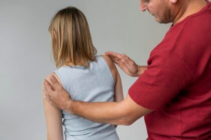 Can scoliosis get worse in adulthood?