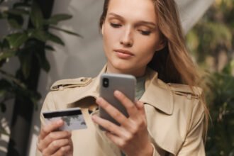 IRIS Payments: Πώς λειτουργούν οι άμεσες πληρωμές και γιατί χρησιμοποιούνται όλο και περισσότερο;