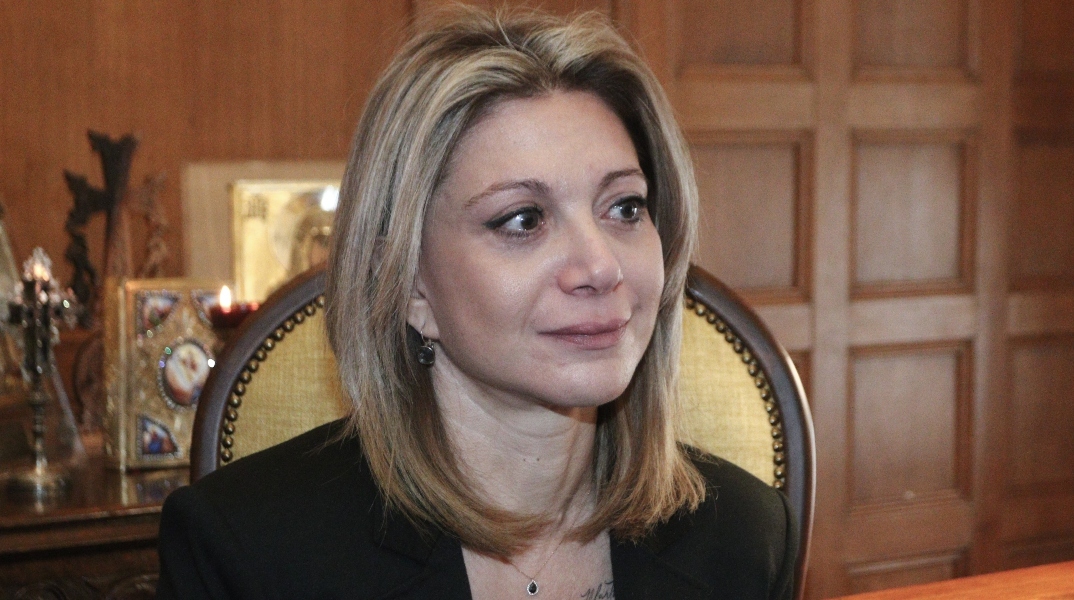 Η «μακιαβελική αποδόμηση» της Καρυστιανού: πολιτική κριτική ή οργανωμένο σχέδιο;